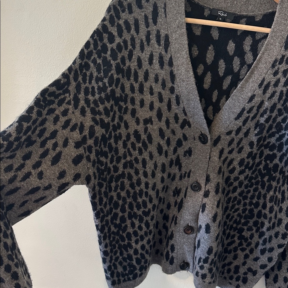 Rails Reese Leopard Print Button Cardigan - XL - Picture 8 of 14